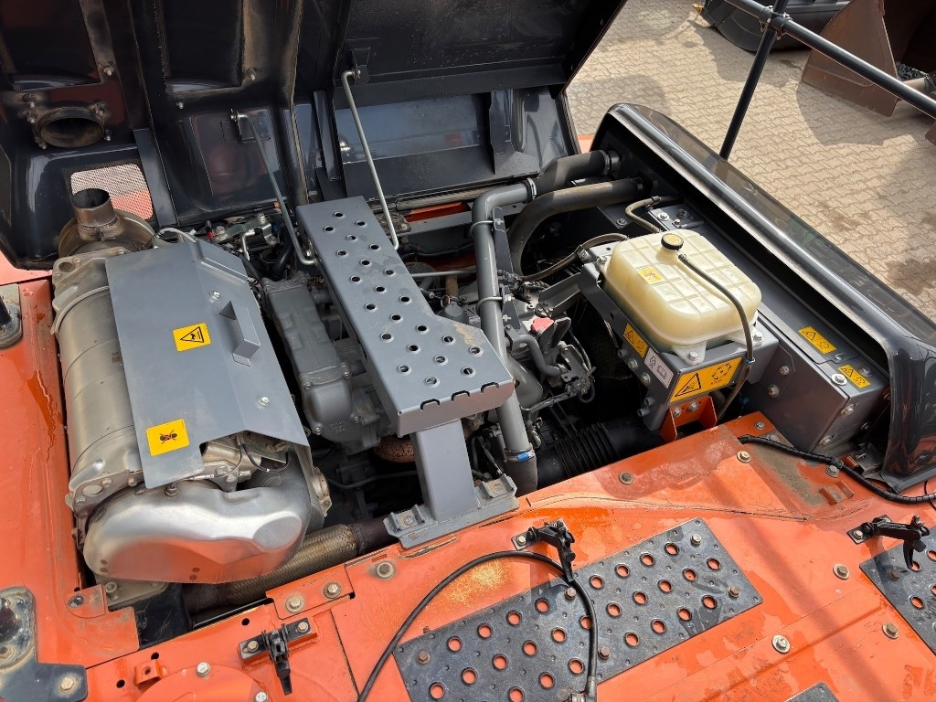 Crawler excavator Hitachi ZX 210 LC-6 - ZX210: picture 19 Crawler excavator Hitachi ZX 210 LC-6 - ZX210: picture 19