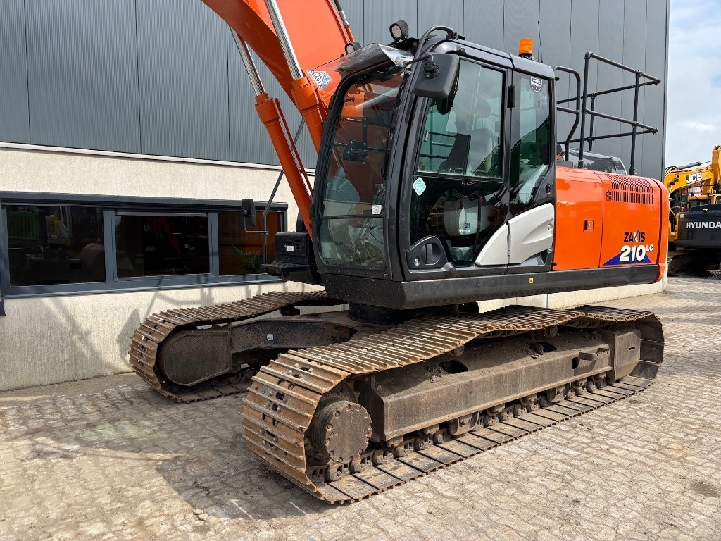 Crawler excavator Hitachi ZX 210 LC-6 - ZX210: picture 13 Crawler excavator Hitachi ZX 210 LC-6 - ZX210: picture 13