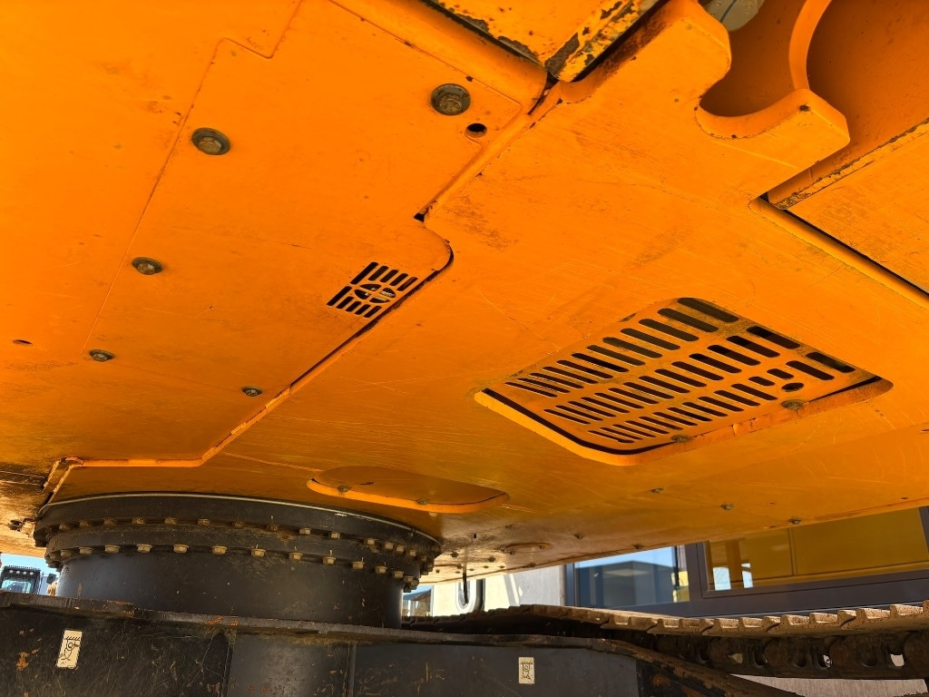 Crawler excavator JCB 220 XL 4F -- 220X LC -- 220 X LC - 220: picture 25