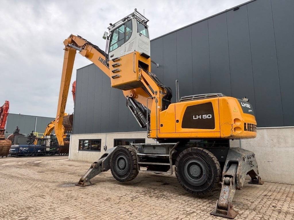 Liebherr LH 50 M  - Waste/ Industry handler: picture 2 Liebherr LH 50 M  - Waste/ Industry handler: picture 2