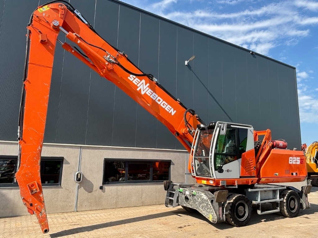 Sennebogen 825 M - 825 E - 825M - 825E - Waste/ Industry handler: picture 4 Sennebogen 825 M - 825 E - 825M - 825E - Waste/ Industry handler: picture 4