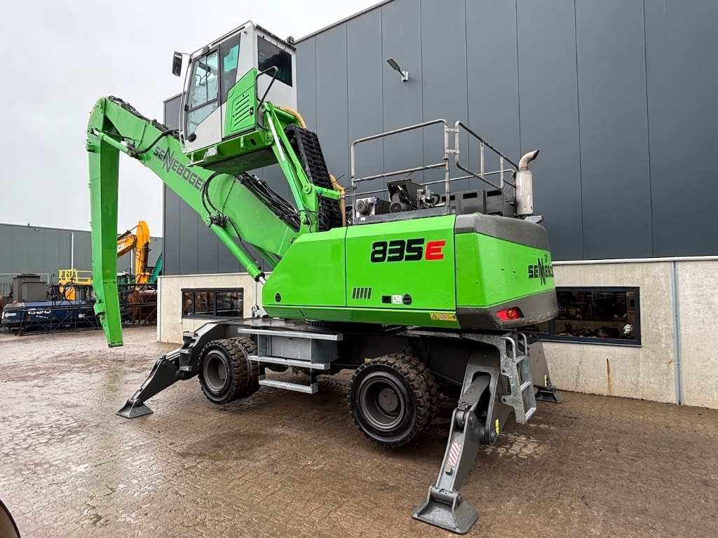 Sennebogen 835 M - 835 E - 835E - 835M - Waste/ Industry handler: picture 3 Sennebogen 835 M - 835 E - 835E - 835M - Waste/ Industry handler: picture 3