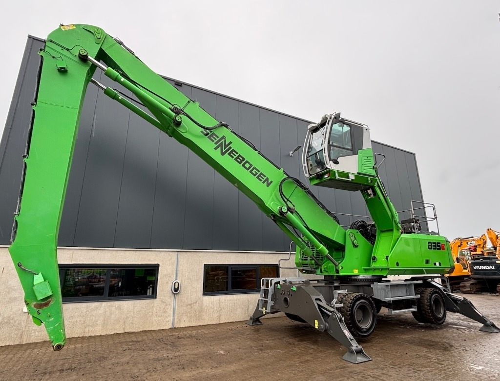 Sennebogen 835 M - 835 E - 835E - 835M - Waste/ Industry handler: picture 1 Sennebogen 835 M - 835 E - 835E - 835M - Waste/ Industry handler: picture 1