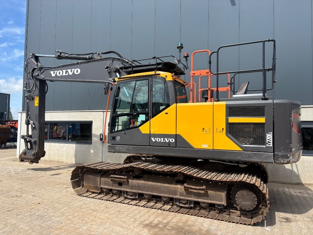 Volvo EC 220 E L - EC220 - Crawler excavator: picture 3 Volvo EC 220 E L - EC220 - Crawler excavator: picture 3