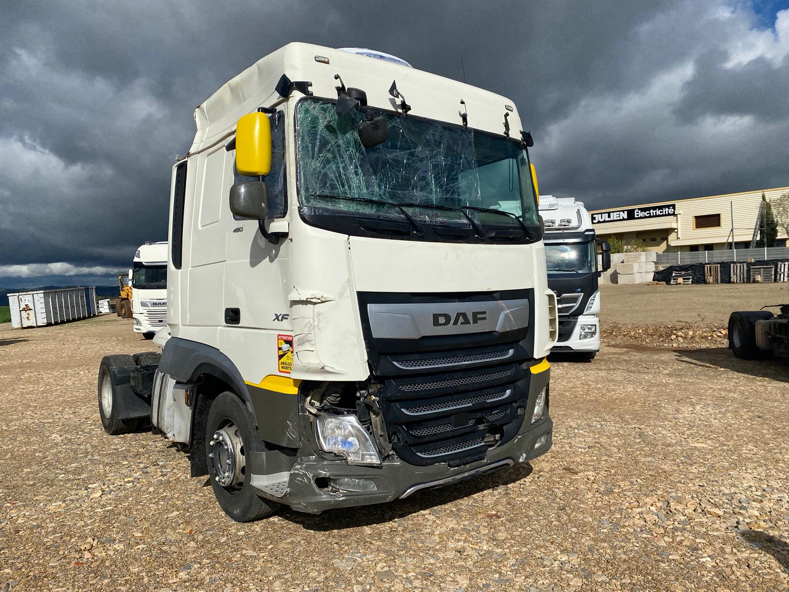 DAF XF480 - Tractor unit: picture 2 DAF XF480 - Tractor unit: picture 2