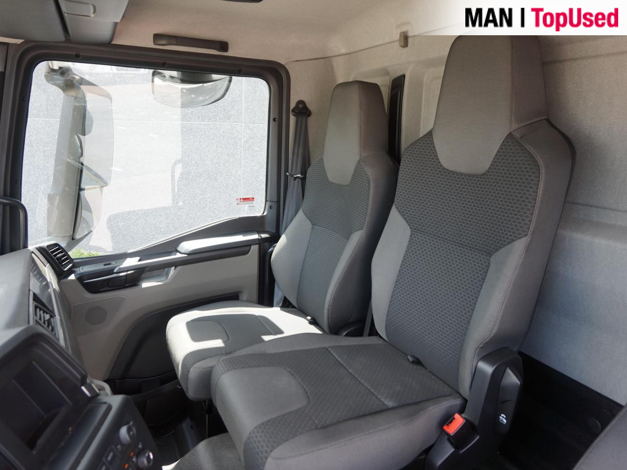 MAN TGM 15.290 4x2 BL CH - Dropside/ Flatbed truck: picture 3 MAN TGM 15.290 4x2 BL CH - Dropside/ Flatbed truck: picture 3
