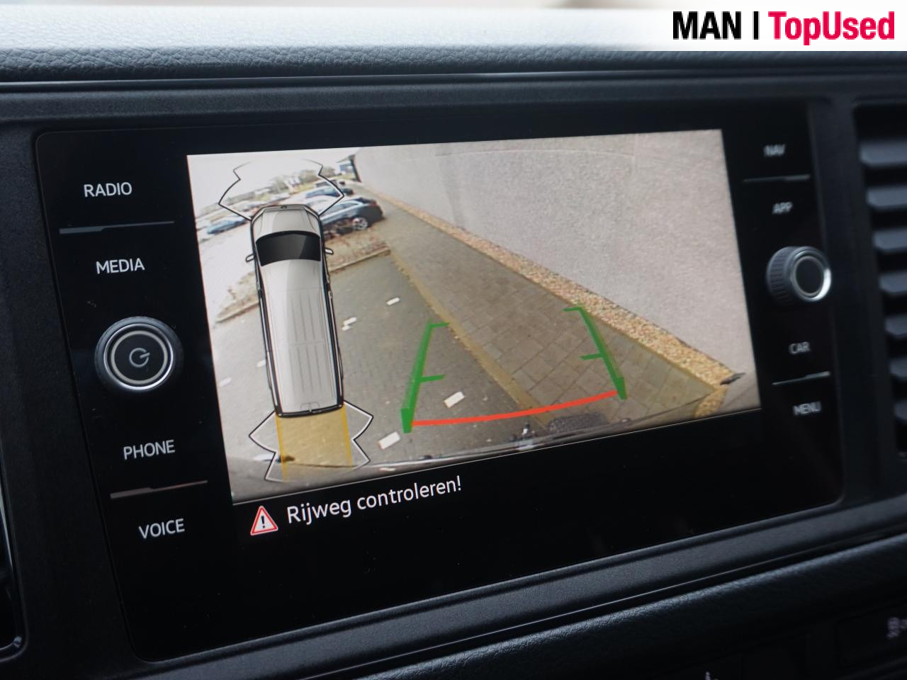 VOLKSWAGEN Crafter 35 2.0 TDI L4H3 Highline - Panel van: picture 5 VOLKSWAGEN Crafter 35 2.0 TDI L4H3 Highline - Panel van: picture 5