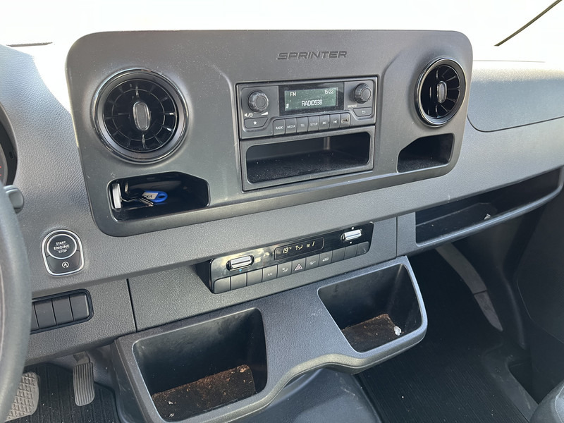 Mercedes-Benz Sprinter 315 1.9 CDI / Chassis - Cabine / Box Damage / APK TUV 07-26 - Commercial vehicle: picture 4 Mercedes-Benz Sprinter 315 1.9 CDI / Chassis - Cabine / Box Damage / APK TUV 07-26 - Commercial vehicle: picture 4