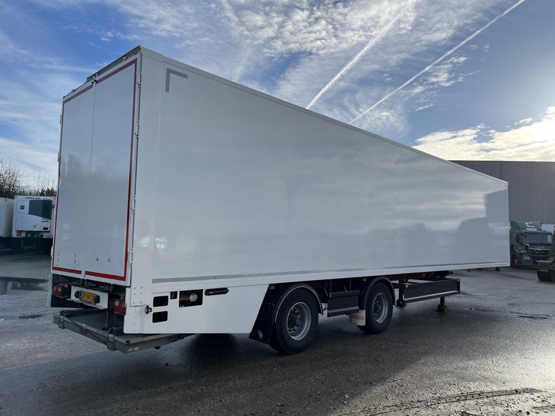 Groenewegen Jumbo DRO-14-18 X-Steering / Box / Laadklep / APK TUV 12-26 - Closed box semi-trailer: picture 2 Groenewegen Jumbo DRO-14-18 X-Steering / Box / Laadklep / APK TUV 12-26 - Closed box semi-trailer: picture 2
