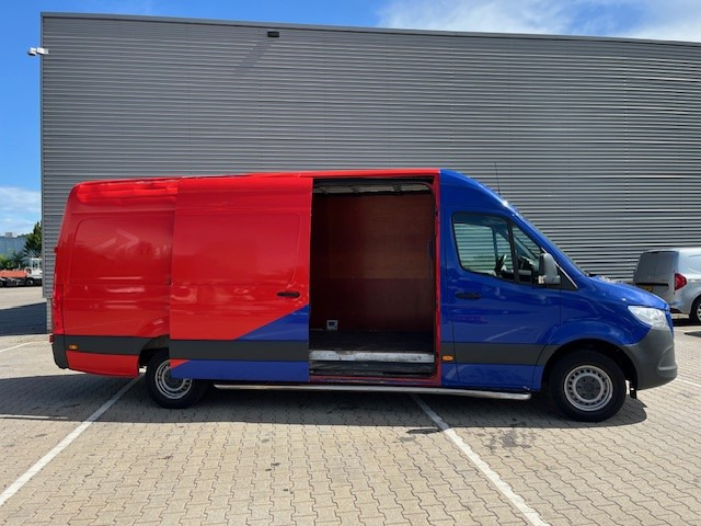 Mercedes-Benz Sprinter 311 / 2.2 CDI Euro 6D / L3 H2 / Automatic / APK-TUV 02-26 - Small van: picture 3 Mercedes-Benz Sprinter 311 / 2.2 CDI Euro 6D / L3 H2 / Automatic / APK-TUV 02-26 - Small van: picture 3