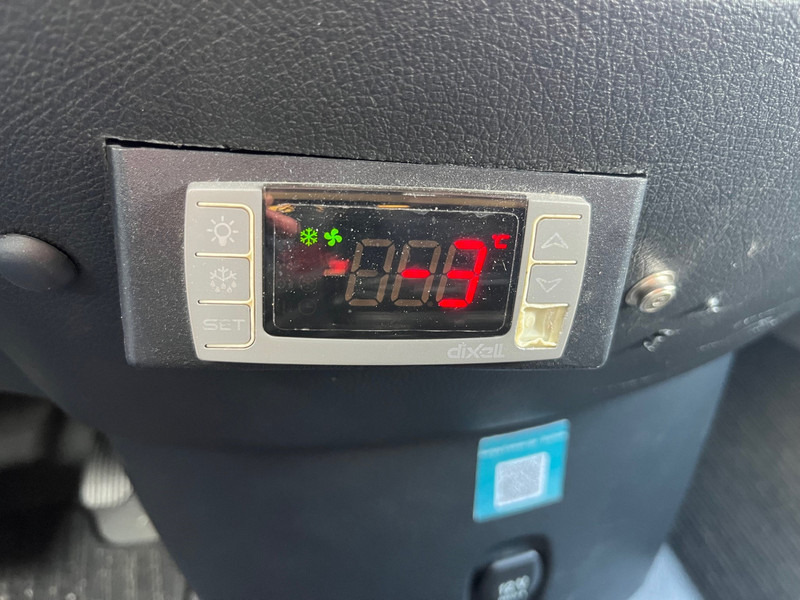 Mercedes-Benz Vito 114 CDI / L2H1 / Frigo / Gekoelde laadbak / APK-TUV 05-26 - Refrigerated delivery van: picture 5 Mercedes-Benz Vito 114 CDI / L2H1 / Frigo / Gekoelde laadbak / APK-TUV 05-26 - Refrigerated delivery van: picture 5