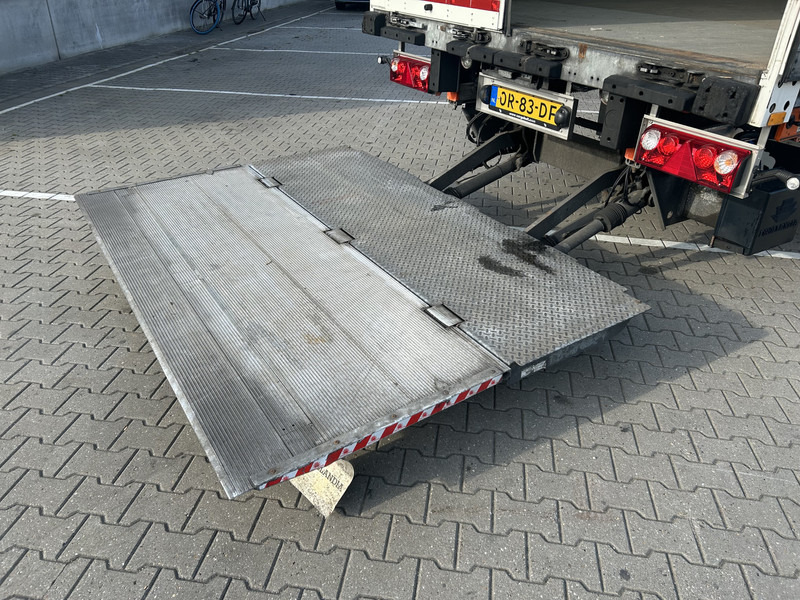 Schmitz Cargobull SCB S3B / Box / Loadlift / 2x Liftas / APK 03-27 - Closed box semi-trailer: picture 5 Schmitz Cargobull SCB S3B / Box / Loadlift / 2x Liftas / APK 03-27 - Closed box semi-trailer: picture 5