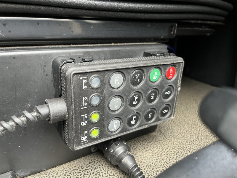 Tractor unit DAF XF 440 FT SC / Mega - Low Deck / 837 dkm / 2 Tanks / Stand Klima / Tacho V2: picture 8