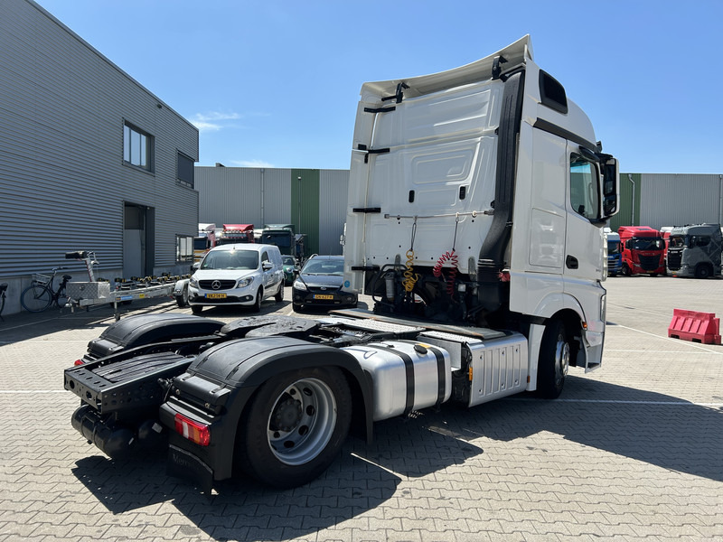 Mercedes-Benz Actros 1842 Bigspace / 770 dkm / Mega / New Tacho / Stand Klima / 2 Tanks - Tractor unit: picture 2 Mercedes-Benz Actros 1842 Bigspace / 770 dkm / Mega / New Tacho / Stand Klima / 2 Tanks - Tractor unit: picture 2
