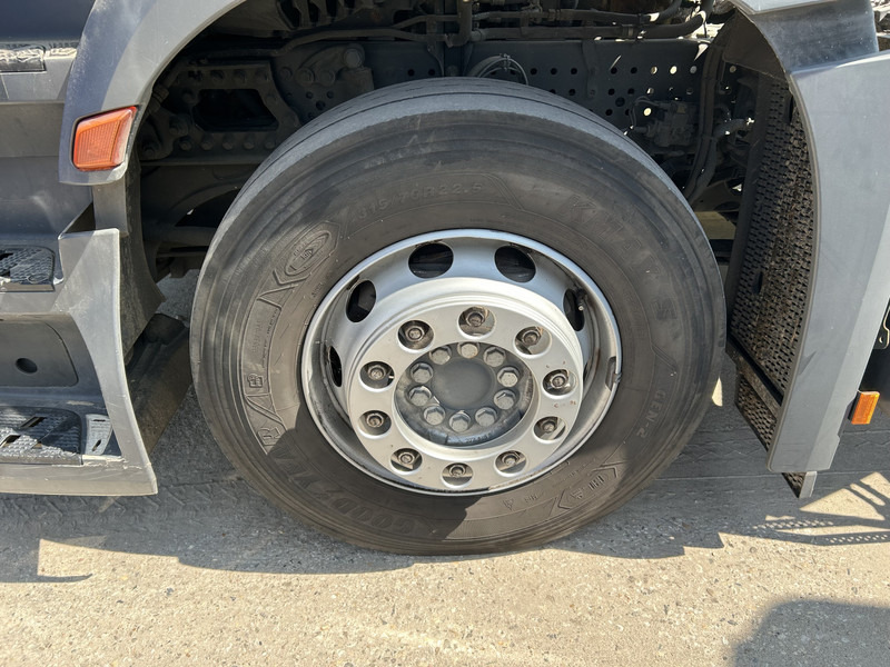 Tractor unit Mercedes-Benz Actros 1842 Streamspace / 937 dkm / 2 Tanks / NL Truck: picture 11