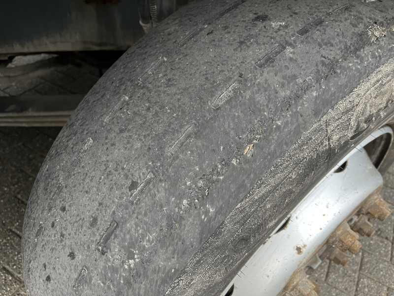 Tractor unit Terberg YT 182 / Cummins - Allison / Hefschotel / 2007: picture 12