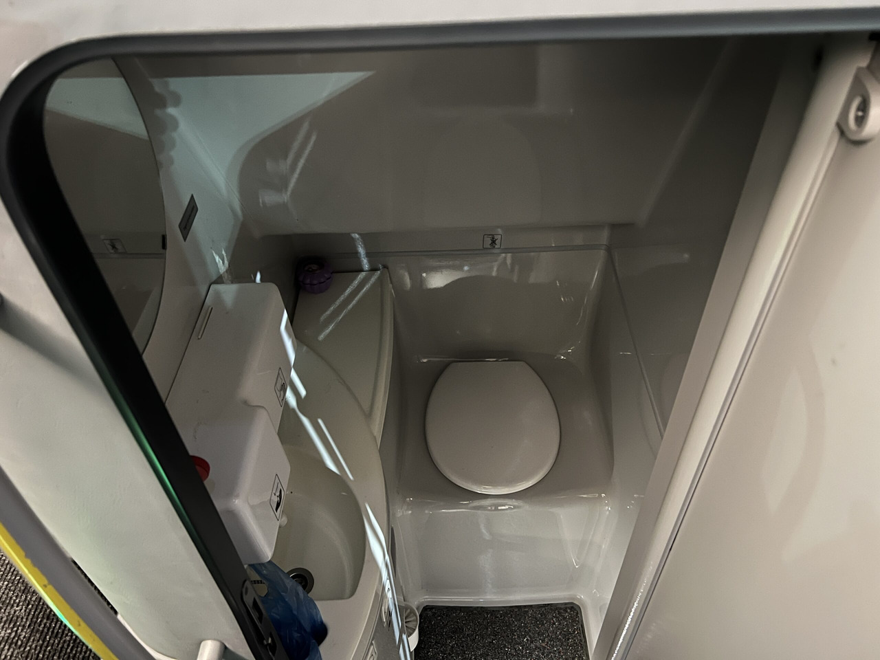 MAN Lions Coach R07 Euro 6D leasing MAN Lions Coach R07 Euro 6D: picture 21