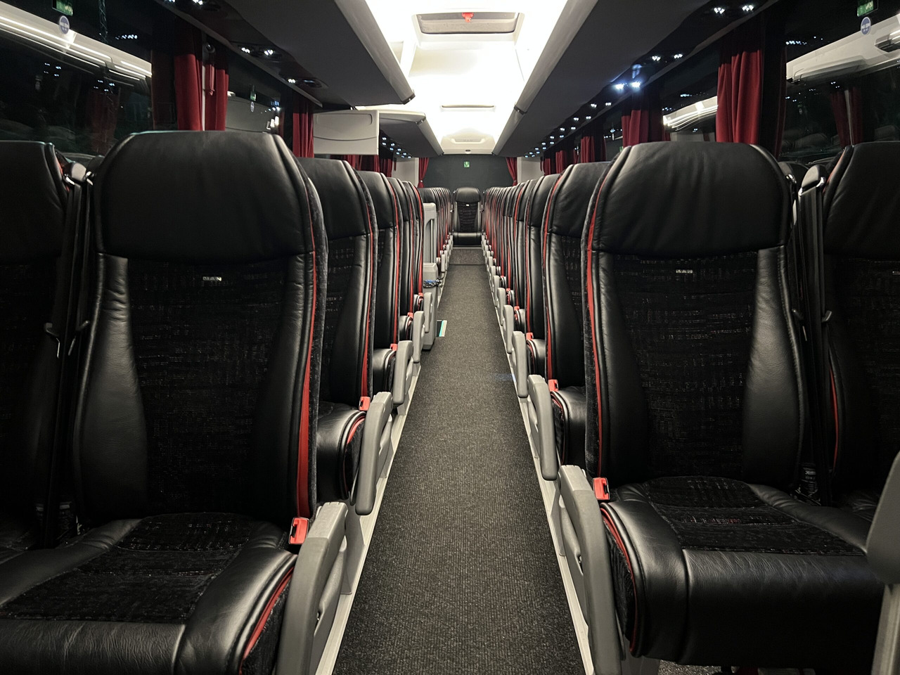 MAN Lions Coach R07 Euro 6D leasing MAN Lions Coach R07 Euro 6D: picture 12