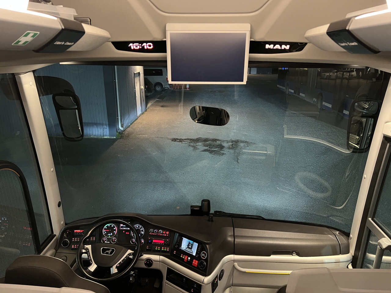 MAN Lions Coach R07 Euro 6D leasing MAN Lions Coach R07 Euro 6D: picture 23