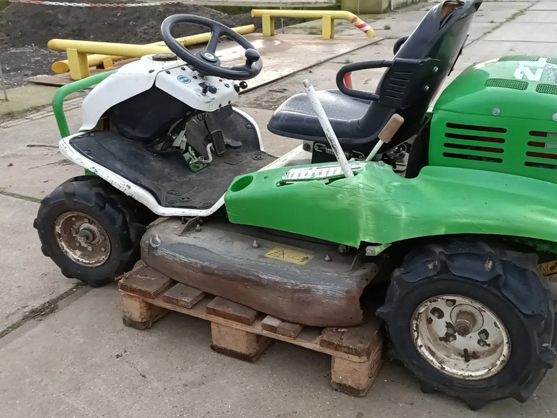 Maaier Etesia Twenty One HP - Garden mower: picture 5 Maaier Etesia Twenty One HP - Garden mower: picture 5