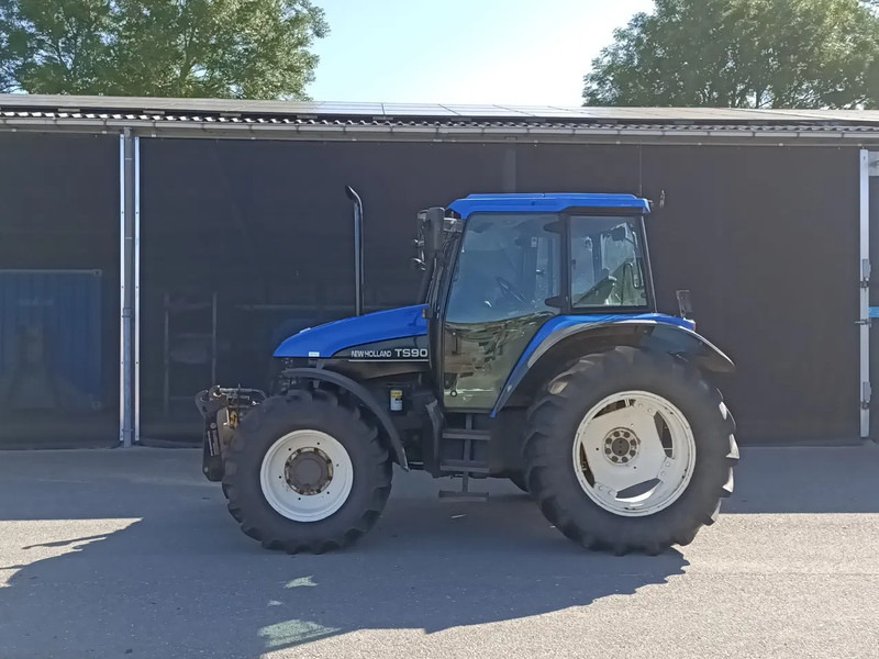 New Holland TS90 TS90 - Farm tractor: picture 1 New Holland TS90 TS90 - Farm tractor: picture 1