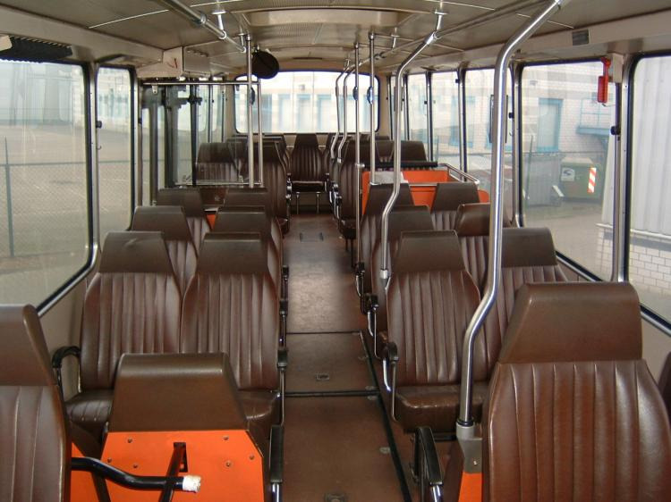 Diverse banken voor Den Oudsten MB 200 en SB 220 - Seat for Bus: picture 1 Diverse banken voor Den Oudsten MB 200 en SB 220 - Seat for Bus: picture 1