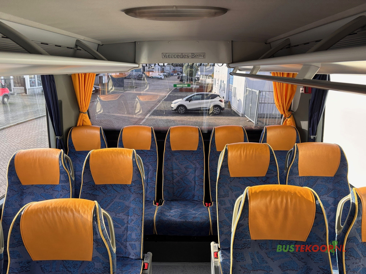 Coach Mercedes Tourismo 16 RHD-M 57 Pl.: picture 12 Coach Mercedes Tourismo 16 RHD-M 57 Pl.: picture 12