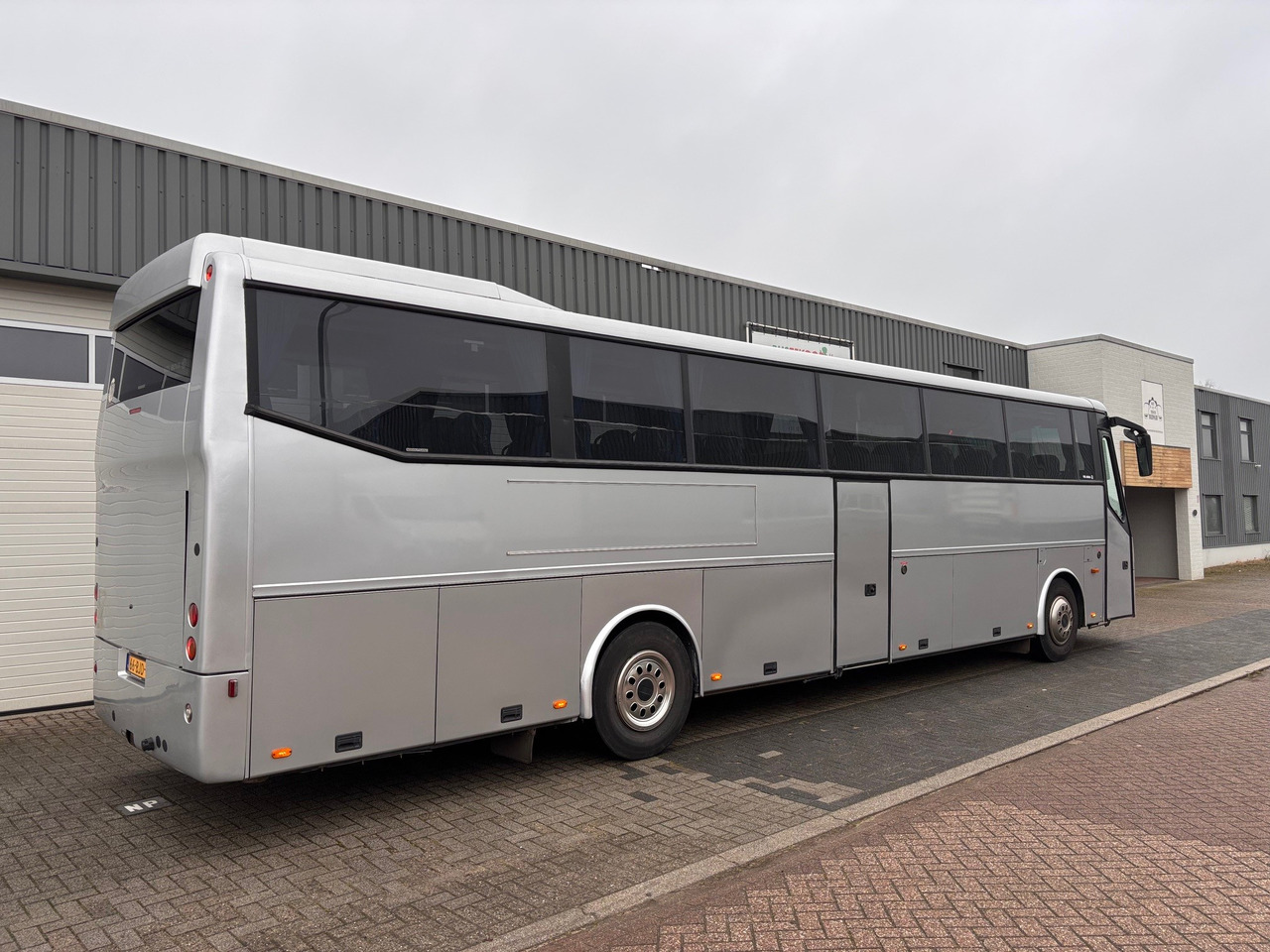 VDL Bova Futura FHD 127.365 (2x Available!!!) - Coach: picture 5 VDL Bova Futura FHD 127.365 (2x Available!!!) - Coach: picture 5