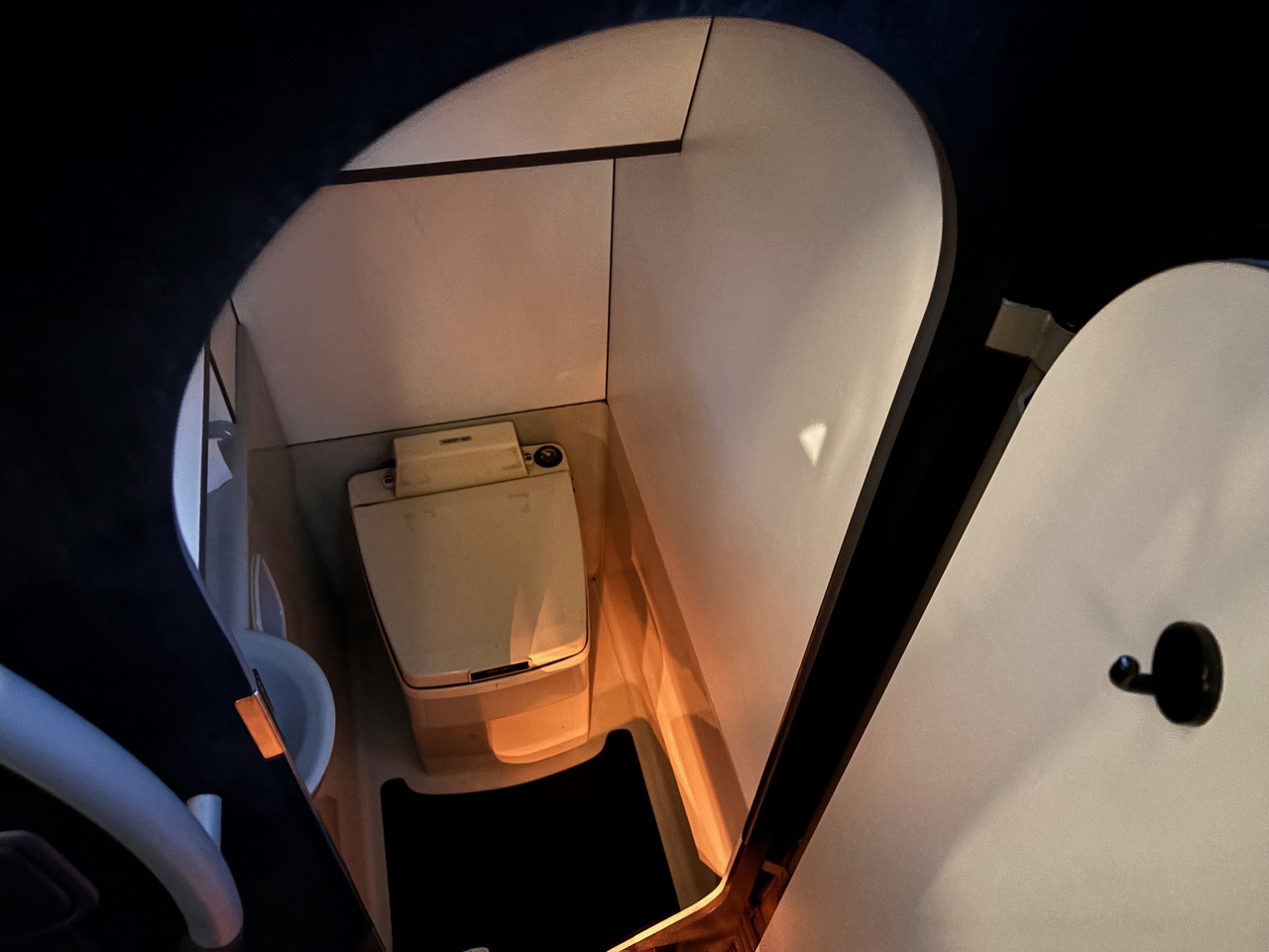 Suburban bus VDL Bova MHD 122.410: picture 15