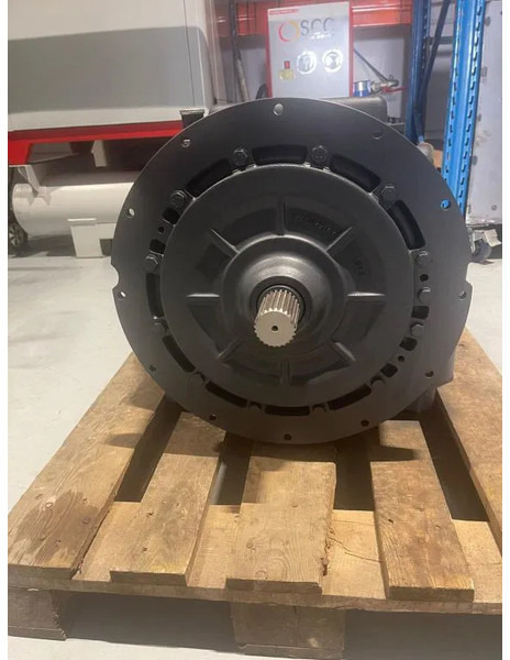 Voith 864-3e volautomatische versnellingsbak - Gearbox: picture 2 Voith 864-3e volautomatische versnellingsbak - Gearbox: picture 2