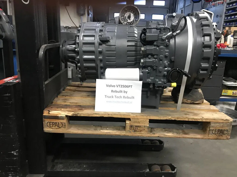 Volvo VT2506PT With or Without retarder / With or without second steering pump - Gearbox: picture 2 Volvo VT2506PT With or Without retarder / With or without second steering pump - Gearbox: picture 2