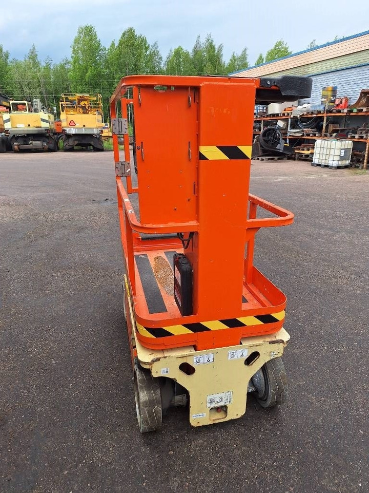 JLG 1230 ES - Scissor lift: picture 5 JLG 1230 ES - Scissor lift: picture 5
