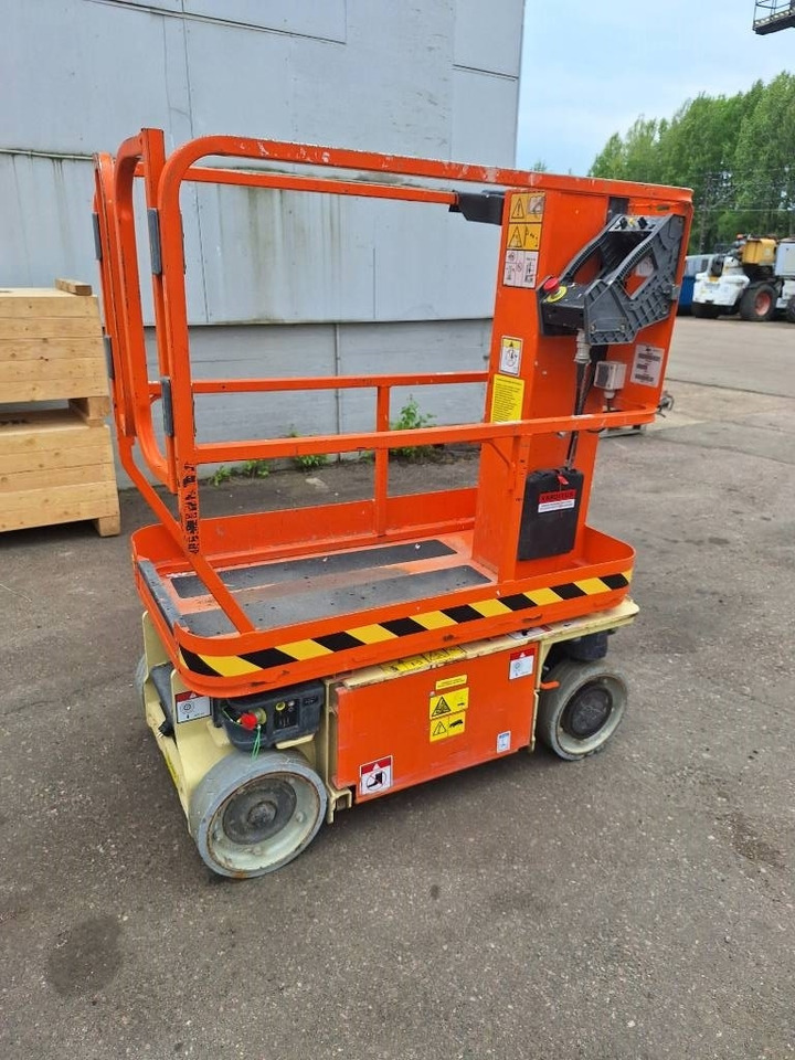 JLG 1230 ES - Scissor lift: picture 2 JLG 1230 ES - Scissor lift: picture 2