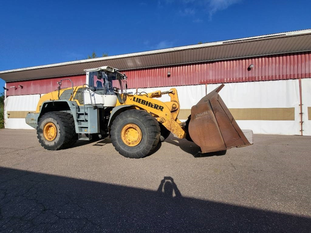 Liebherr L 586 2Plus2 - Wheel loader: picture 2 Liebherr L 586 2Plus2 - Wheel loader: picture 2