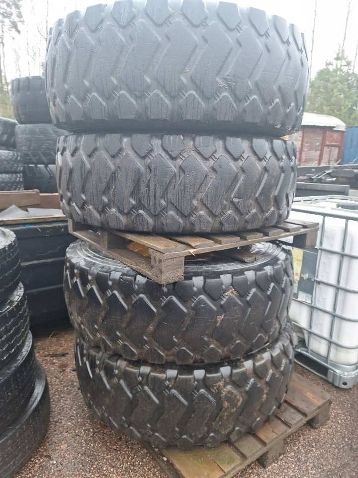 Maxam 17.5R25 4kpl renkaat - Tire for Construction machinery: picture 2 Maxam 17.5R25 4kpl renkaat - Tire for Construction machinery: picture 2