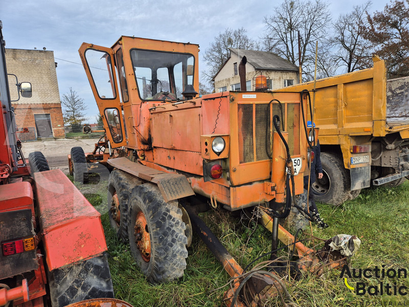 BGP-180 - Grader: picture 3 BGP-180 - Grader: picture 3