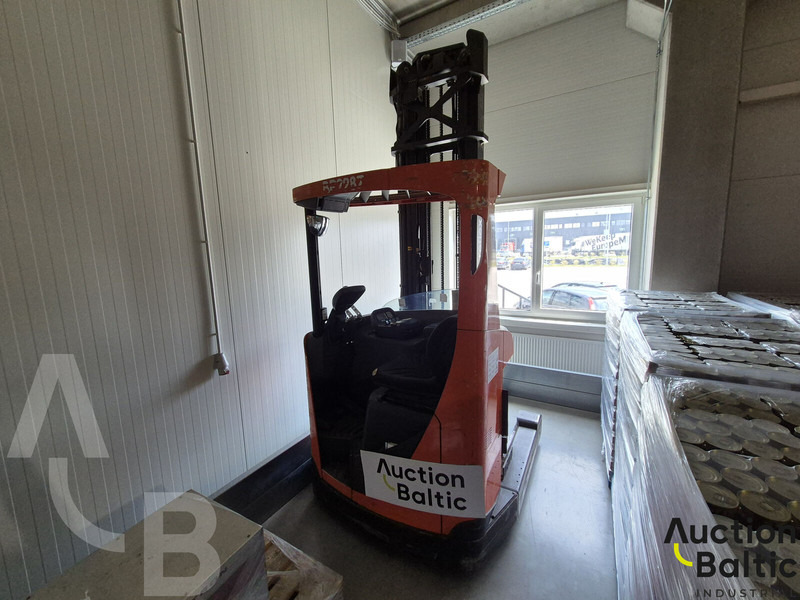 BT RR E 140 - Reach truck: picture 1 BT RR E 140 - Reach truck: picture 1
