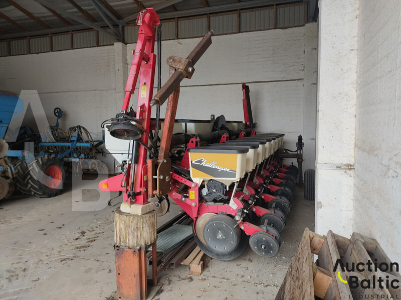 Challenger 9100 - Precision sowing machine: picture 4 Challenger 9100 - Precision sowing machine: picture 4