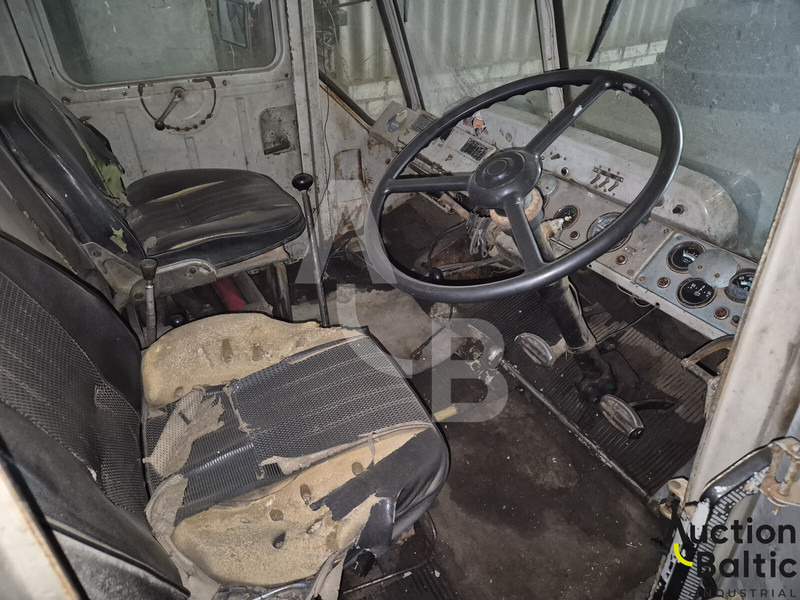 Chtz T-150K - Farm tractor: picture 4 Chtz T-150K - Farm tractor: picture 4