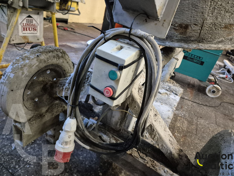 Concrete mixer - Concrete mixer: picture 5 Concrete mixer - Concrete mixer: picture 5