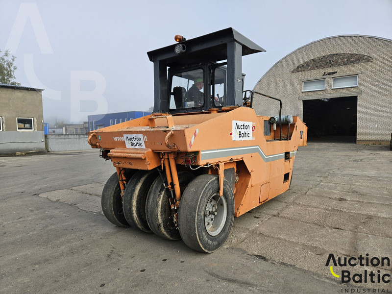 Corinsa CCN 1222 - Pneumatic roller: picture 2 Corinsa CCN 1222 - Pneumatic roller: picture 2