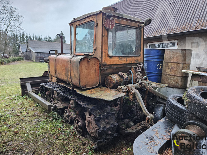 DT 75 - Bulldozer: picture 4 DT 75 - Bulldozer: picture 4