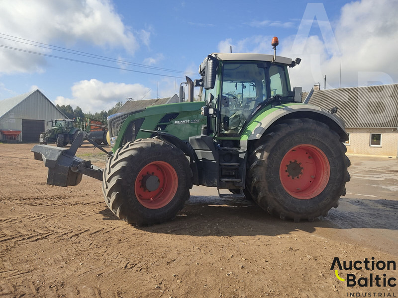 Fendt 828 Vario - Farm tractor: picture 4 Fendt 828 Vario - Farm tractor: picture 4