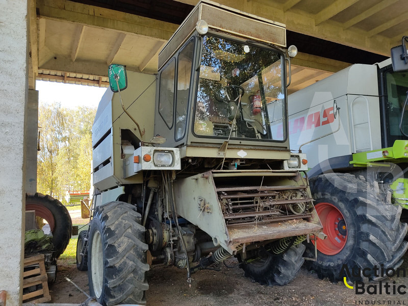 Fortschritt E 514 - Combine harvester: picture 1 Fortschritt E 514 - Combine harvester: picture 1