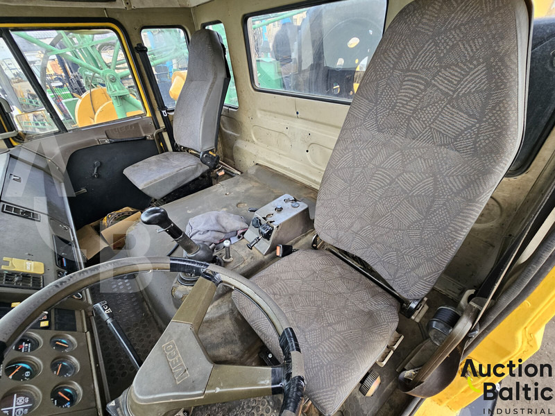 Drilling rig Iveco 180-25: picture 13