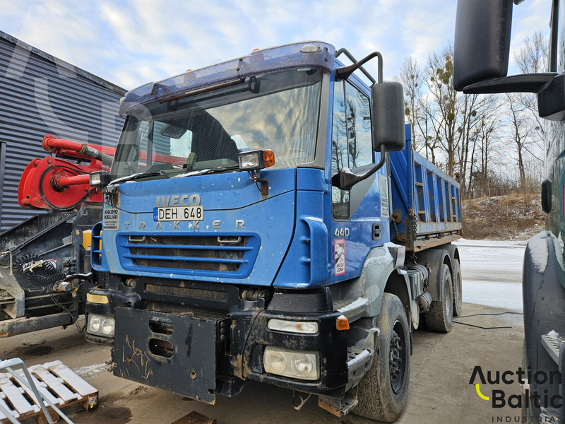 Iveco 260 E44 - Tipper: picture 1 Iveco 260 E44 - Tipper: picture 1