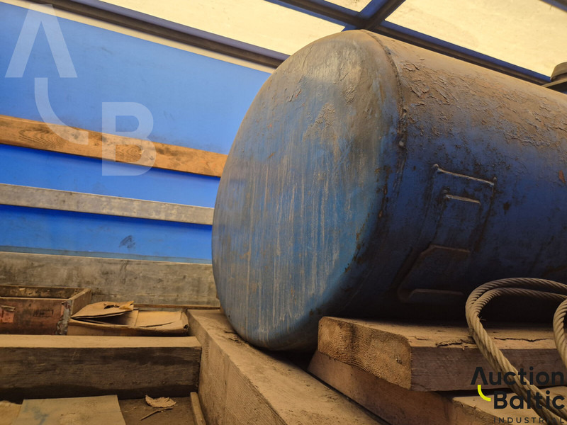 Iveco 65E10 - Curtainsider truck: picture 5 Iveco 65E10 - Curtainsider truck: picture 5