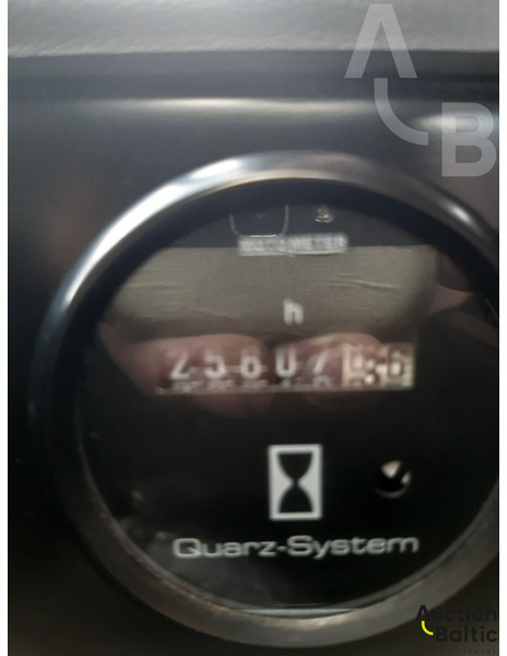 Timber transport John Deere 1010 E: picture 6 Timber transport John Deere 1010 E: picture 6