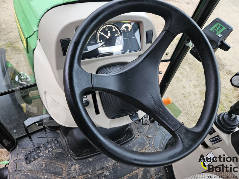 Farm tractor John Deere 4066 R: picture 7 Farm tractor John Deere 4066 R: picture 7