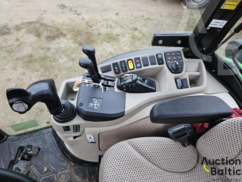Farm tractor John Deere 4066 R: picture 11 Farm tractor John Deere 4066 R: picture 11